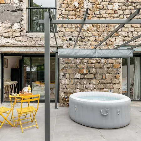 Chill Haven - Jacuzzi & Cinema - Queen Size - Parking - Terrasse Appartamento Saint-Etienne (Loire)